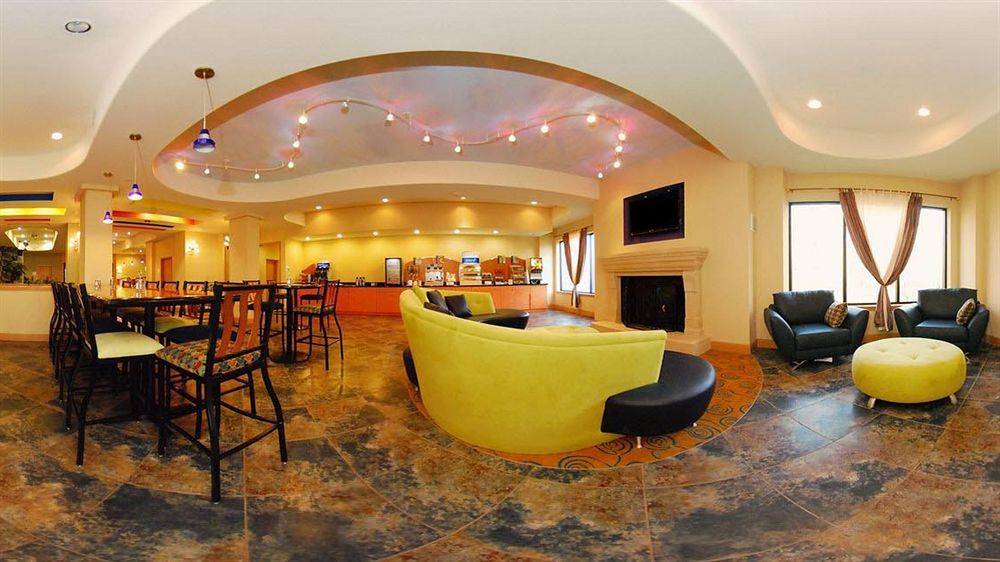 Hotel Holiday Express & By Ihg LaPlace